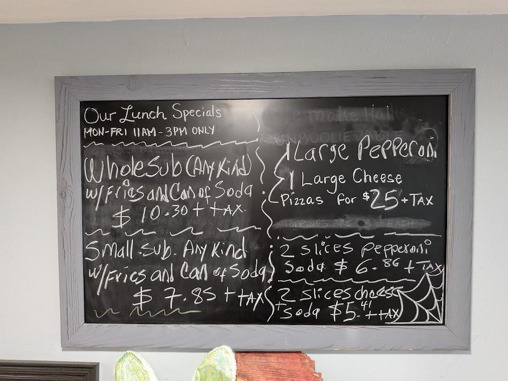 Tello's Pizzeria & Restaurant BLT